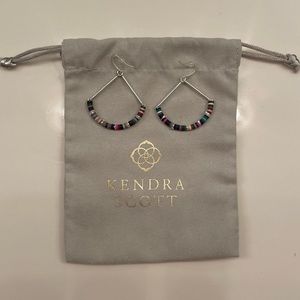 Kendra Scott earrings!